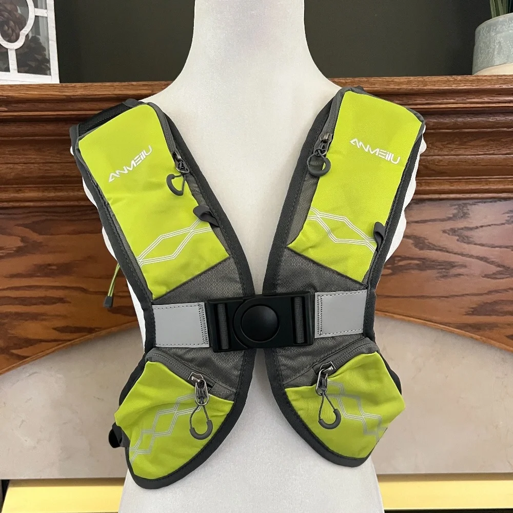 Anmeilu Green Gray Lightweight‎ Hydration Backpack NEW
